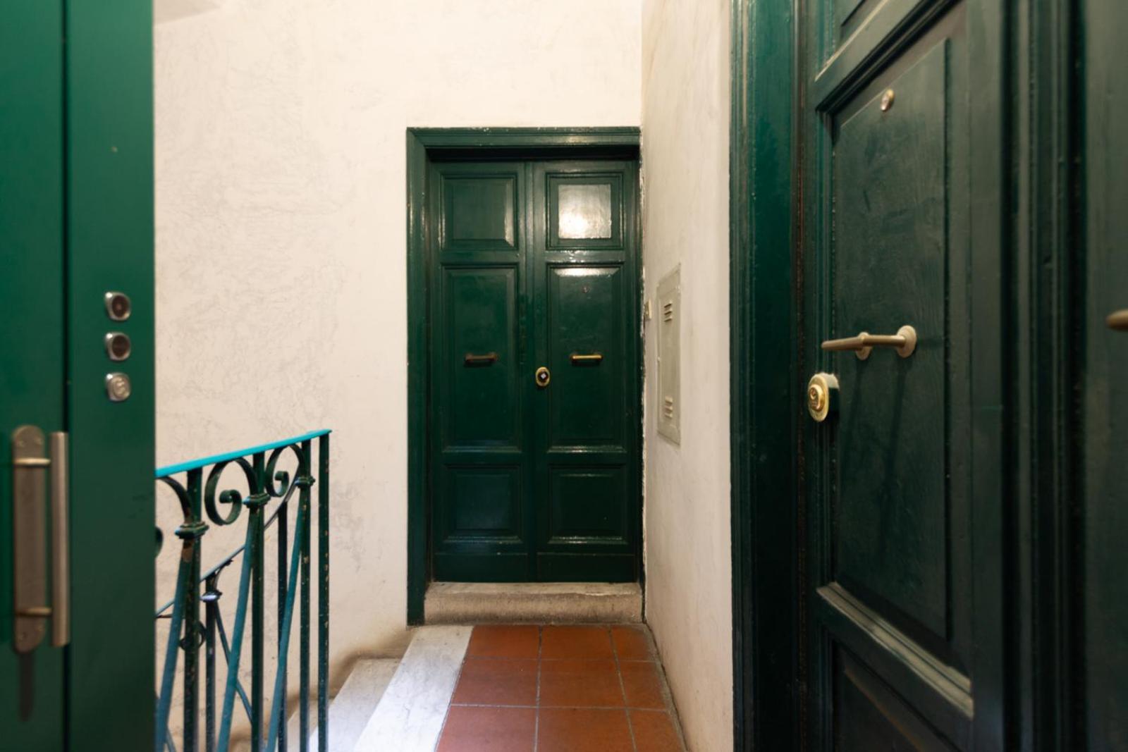 Trevi Apartment Рим Экстерьер фото